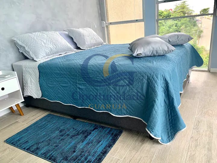 Apartamento Frente ao Mar nas Pitangueiras, Guarujá - SP