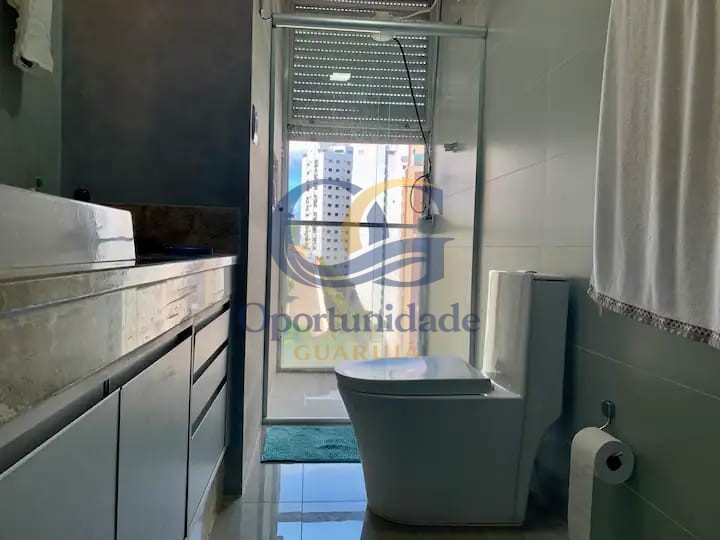 Apartamento Frente ao Mar nas Pitangueiras, Guarujá - SP
