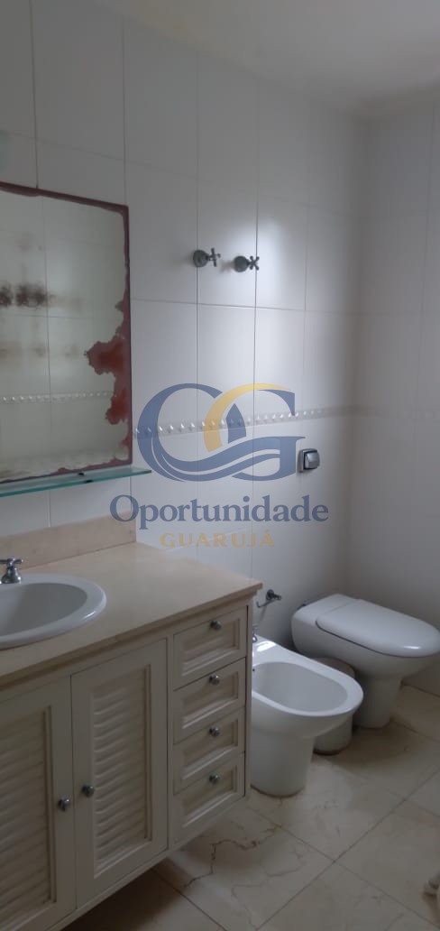 Apartamento Frente ao Mar nas Pitangueiras, Guarujá - SP