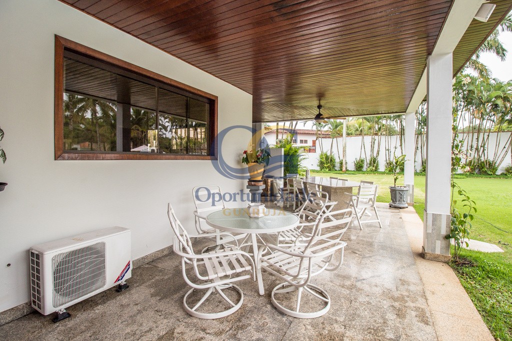 Casa em alvenaria GUARUJÁ - SP