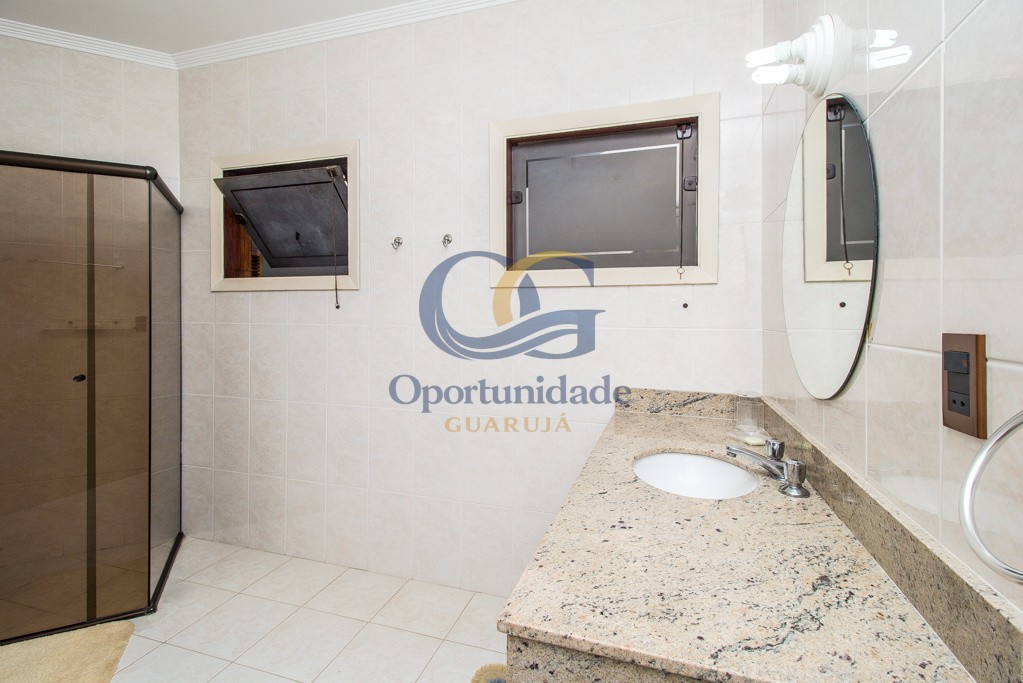 Casa em alvenaria GUARUJÁ - SP