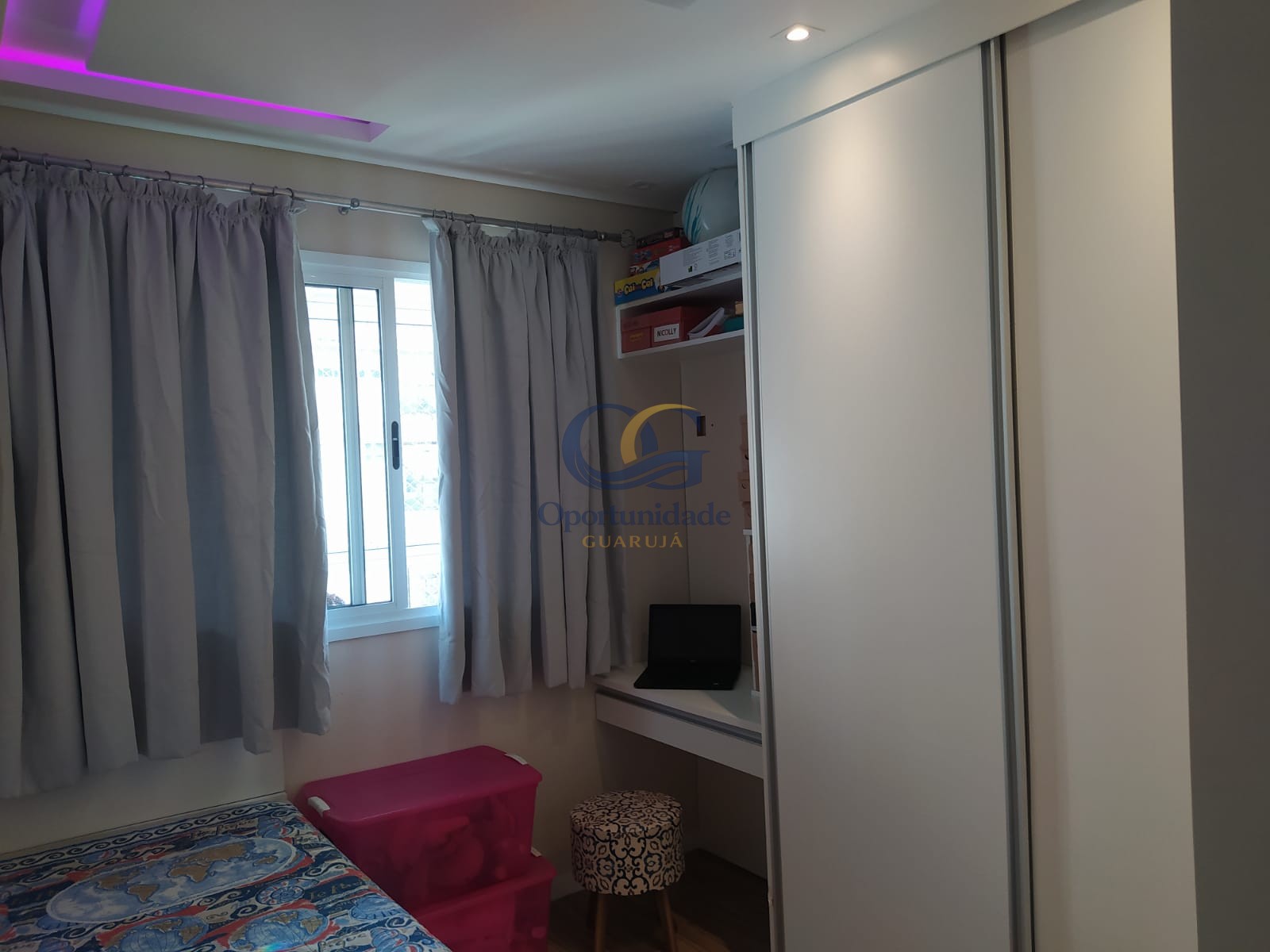 Apartamento na Praia das Astúrias, Guarujá - SP