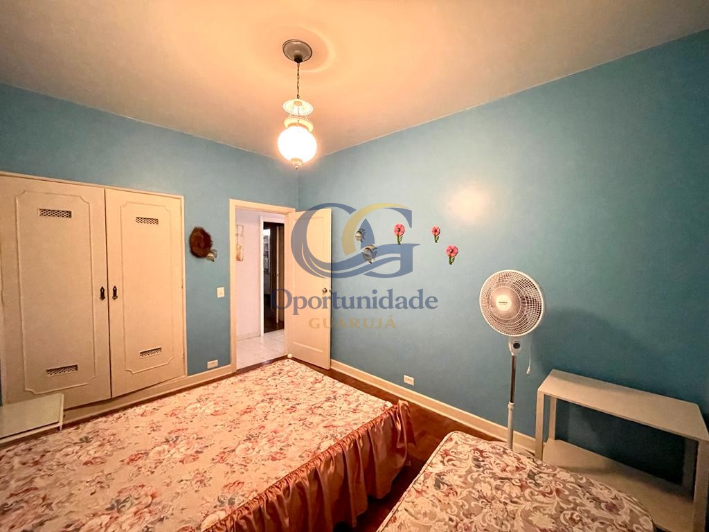 Apartamento na Praia das Pitangueiras, Guarujá - SP