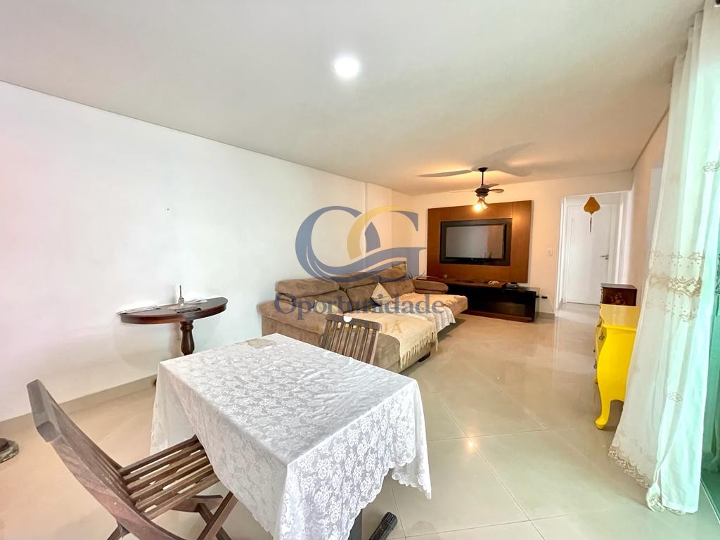 Apartamento na Praia das Pitangueiras, Guarujá - SP