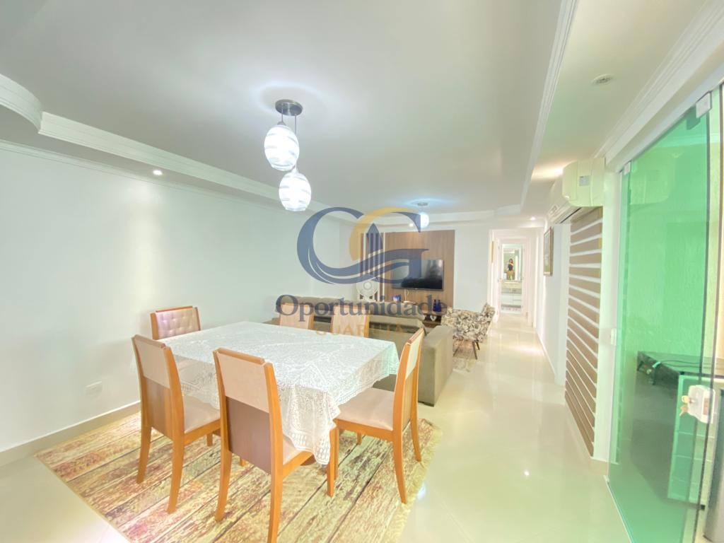 Apartamento na Praia das Pitangueiras, Guarujá - SP