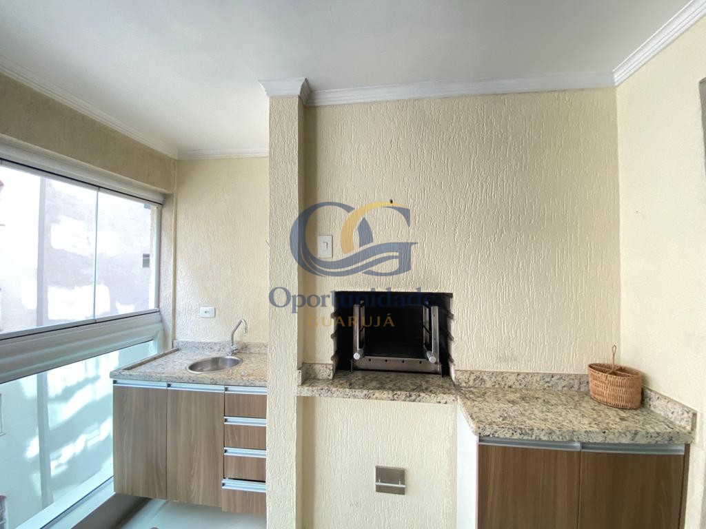 Apartamento na Praia das Pitangueiras, Guarujá - SP