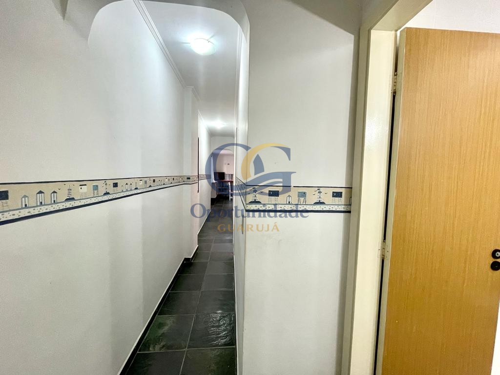 Apartamento na Praia da Enseada, Guarujá - SP