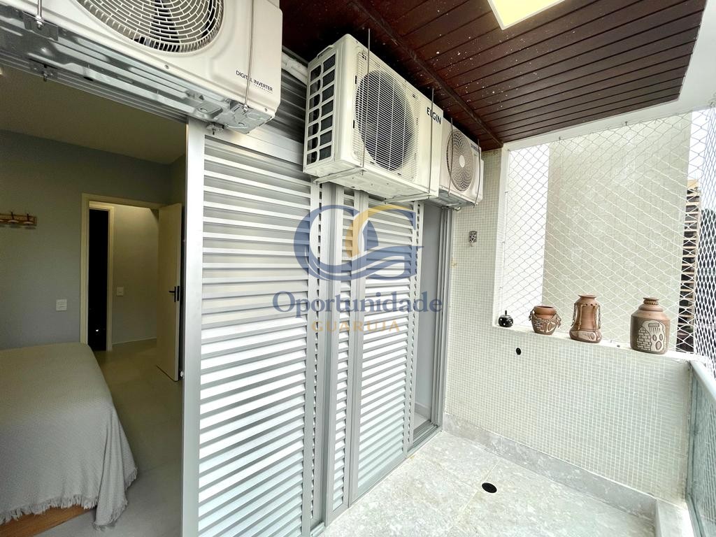 Apartamento na Praia das Pitangueiras, Guarujá - SP