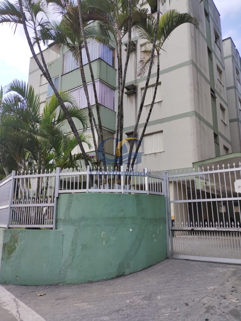 Apartamento na Praia da Enseada, Guarujá - SP