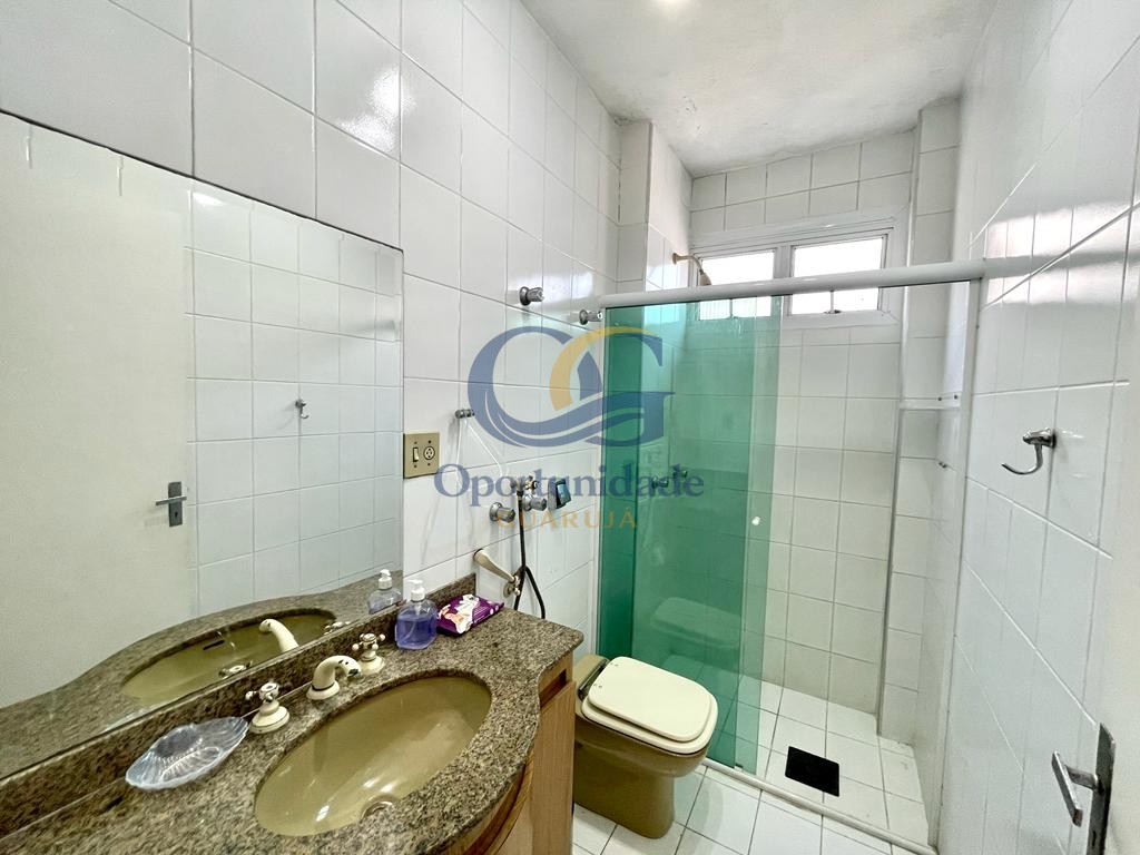 Apartamento na Praia das Pitangueiras, Guarujá - SP