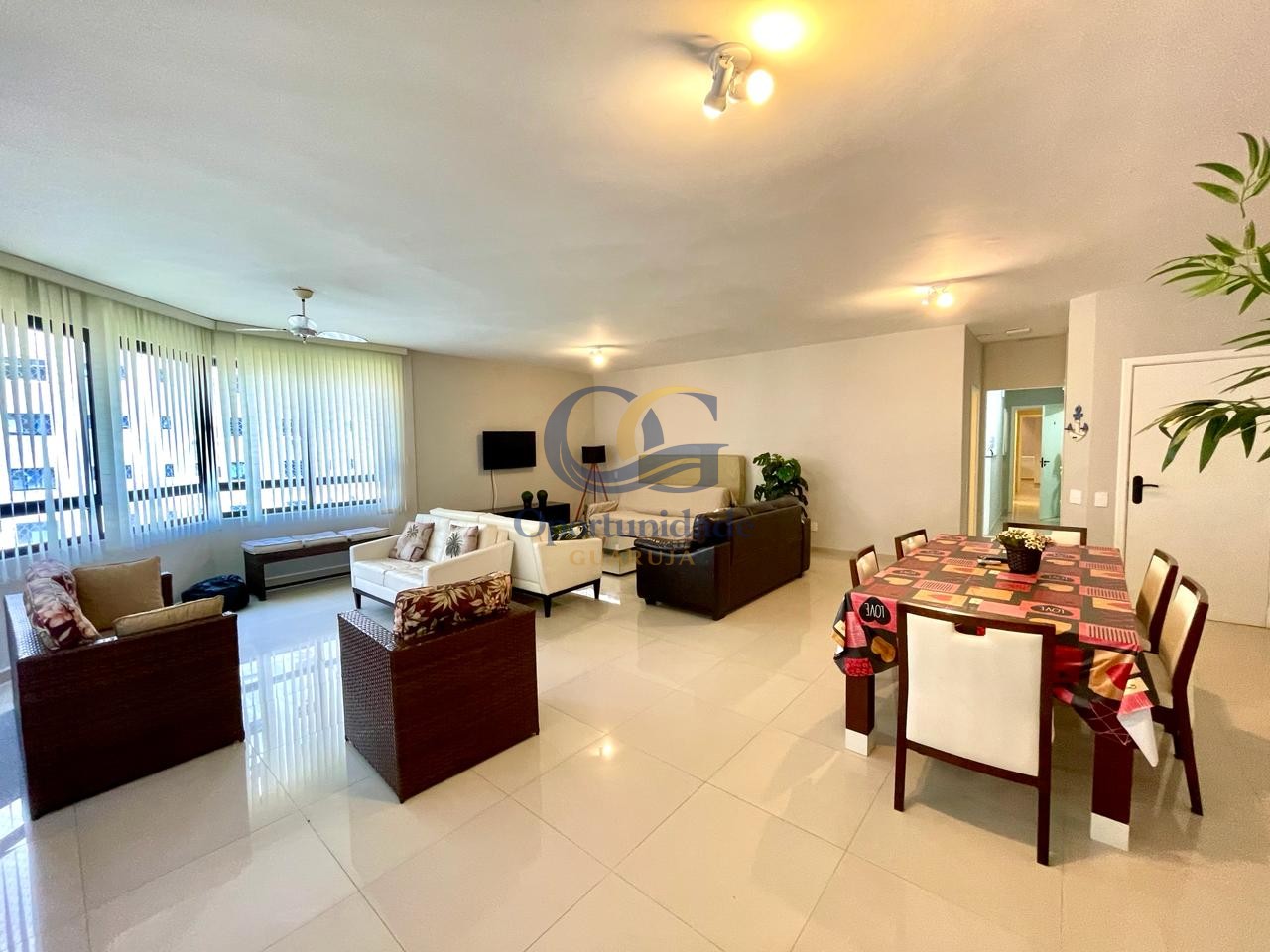 Apartamento GUARUJÁ - SP