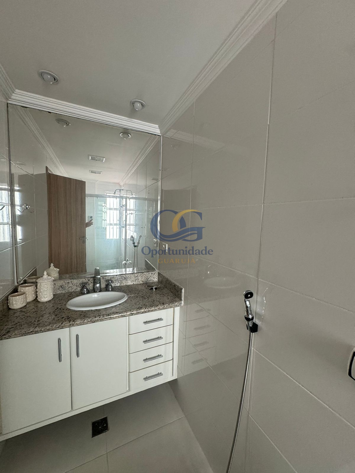 Apartamento GUARUJÁ - SP
