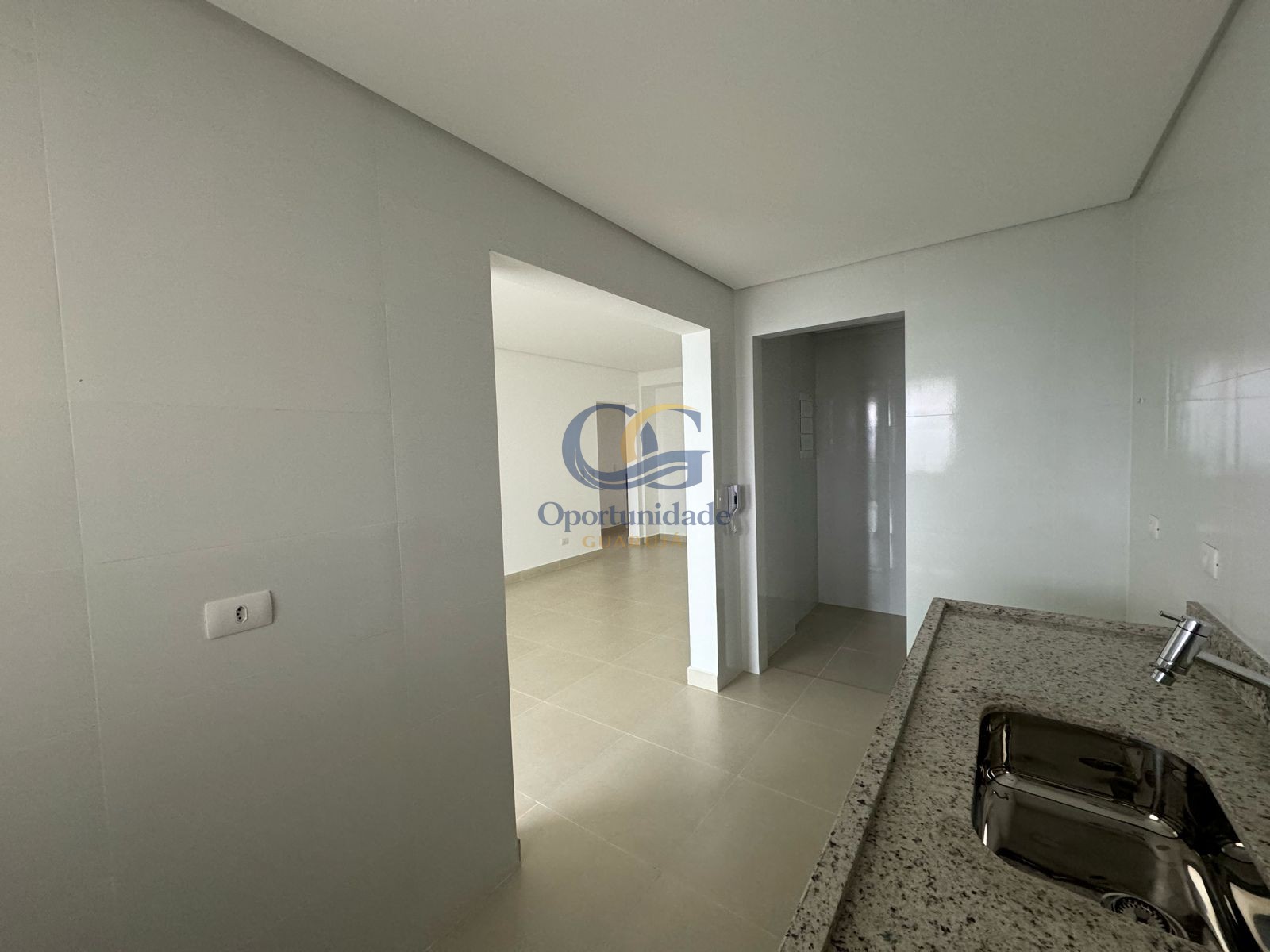 Apartamento GUARUJÁ - SP