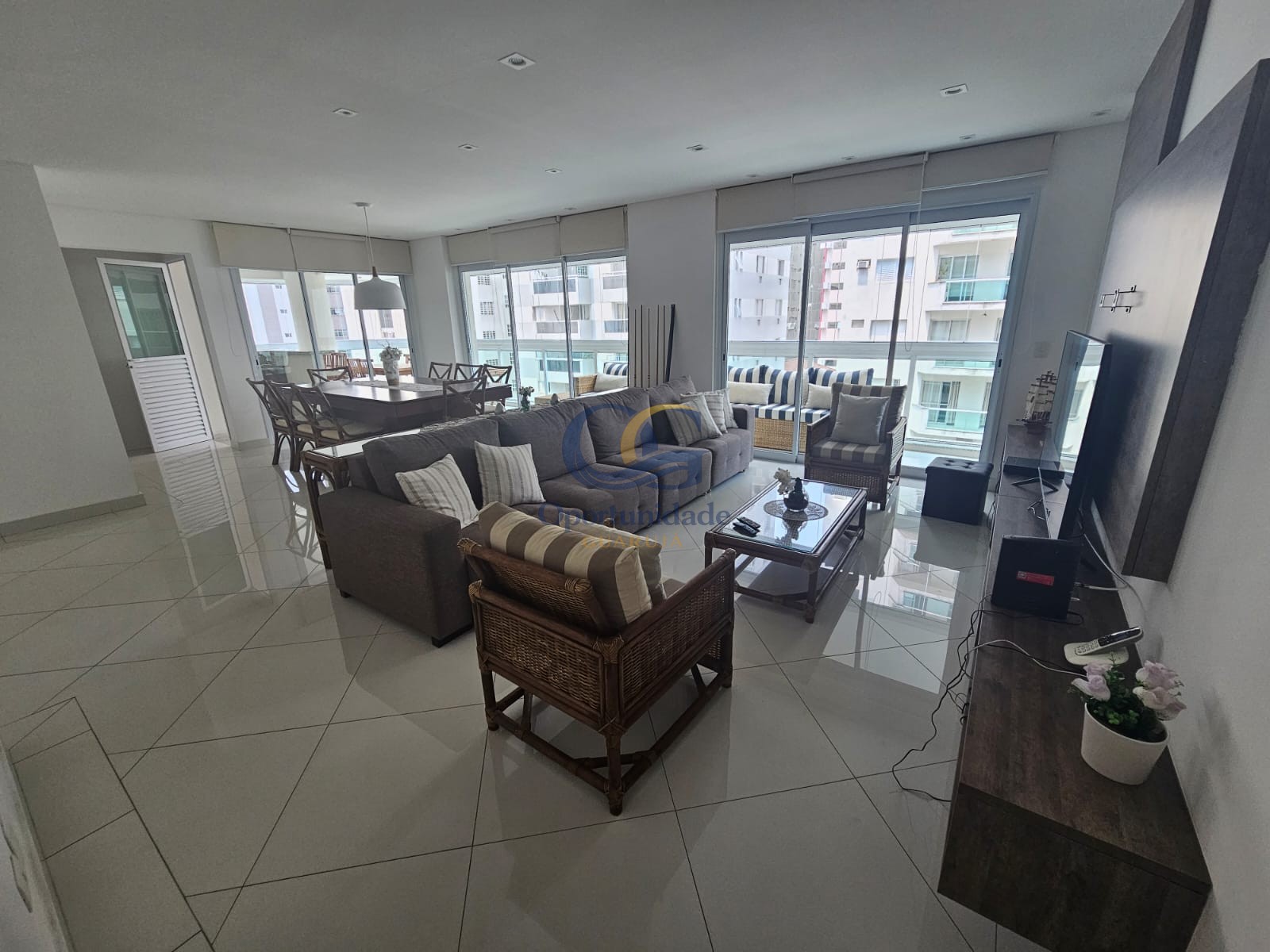 Apartamento GUARUJÁ - SP
