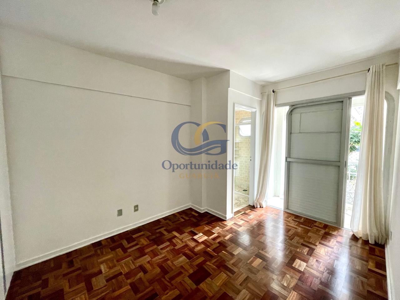 Apartamento GUARUJÁ - SP