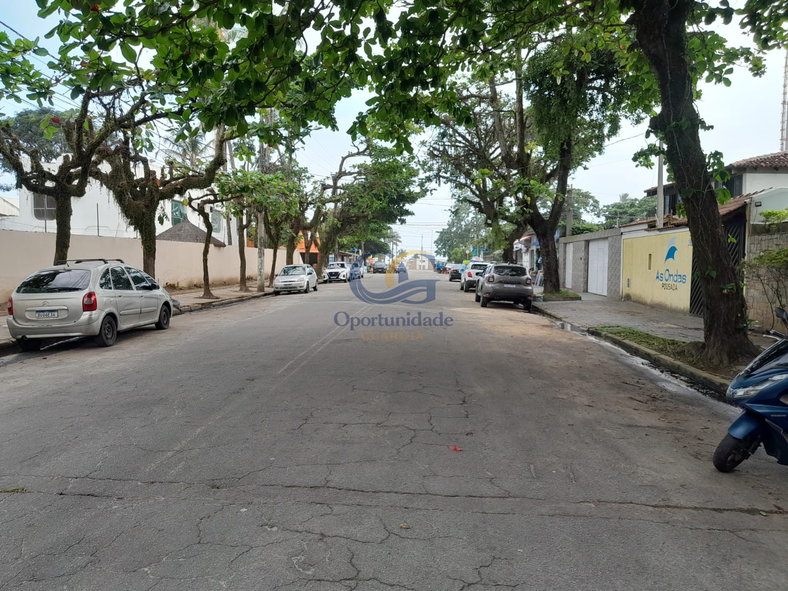 Apartamento na Praia da Enseada, Guarujá - SP