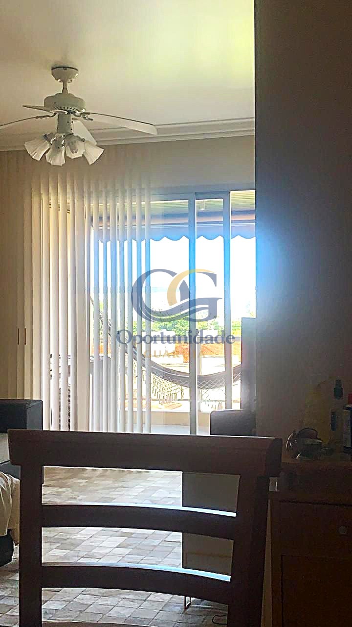 Apartamento na Praia da Enseada, Guarujá - SP