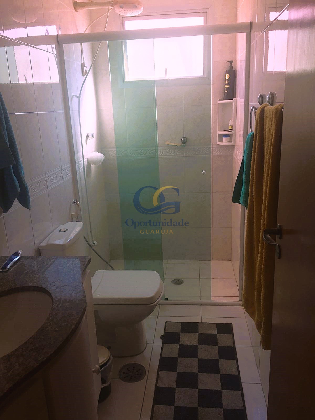 Apartamento na Praia da Enseada, Guarujá - SP