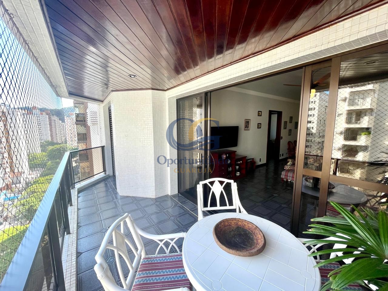 Apartamento GUARUJÁ - SP