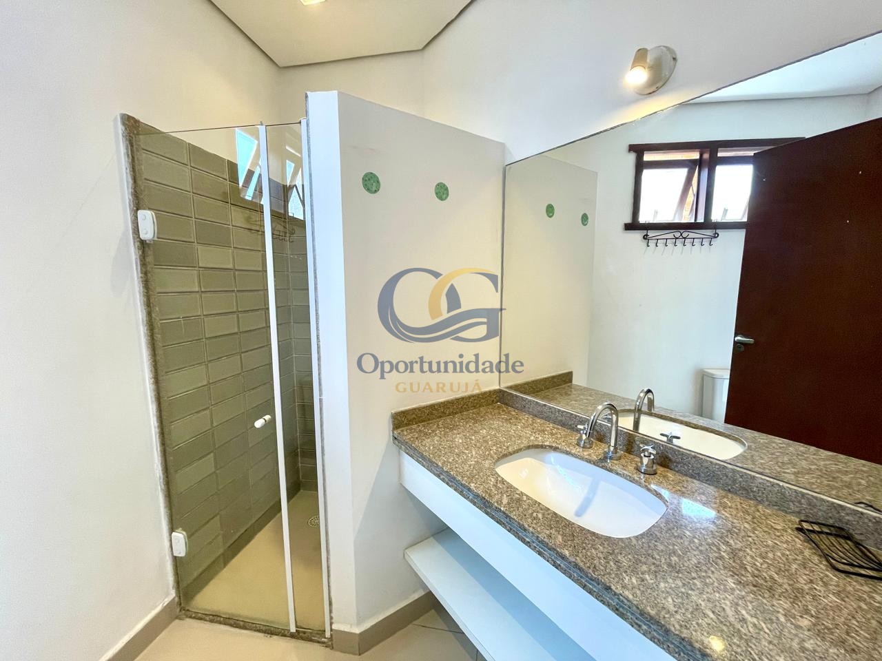 Casa em alvenaria GUARUJÁ - SP