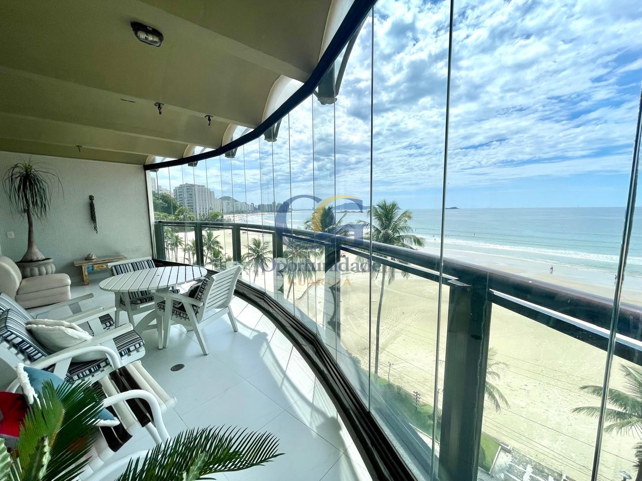 Apartamento GUARUJÁ - SP
