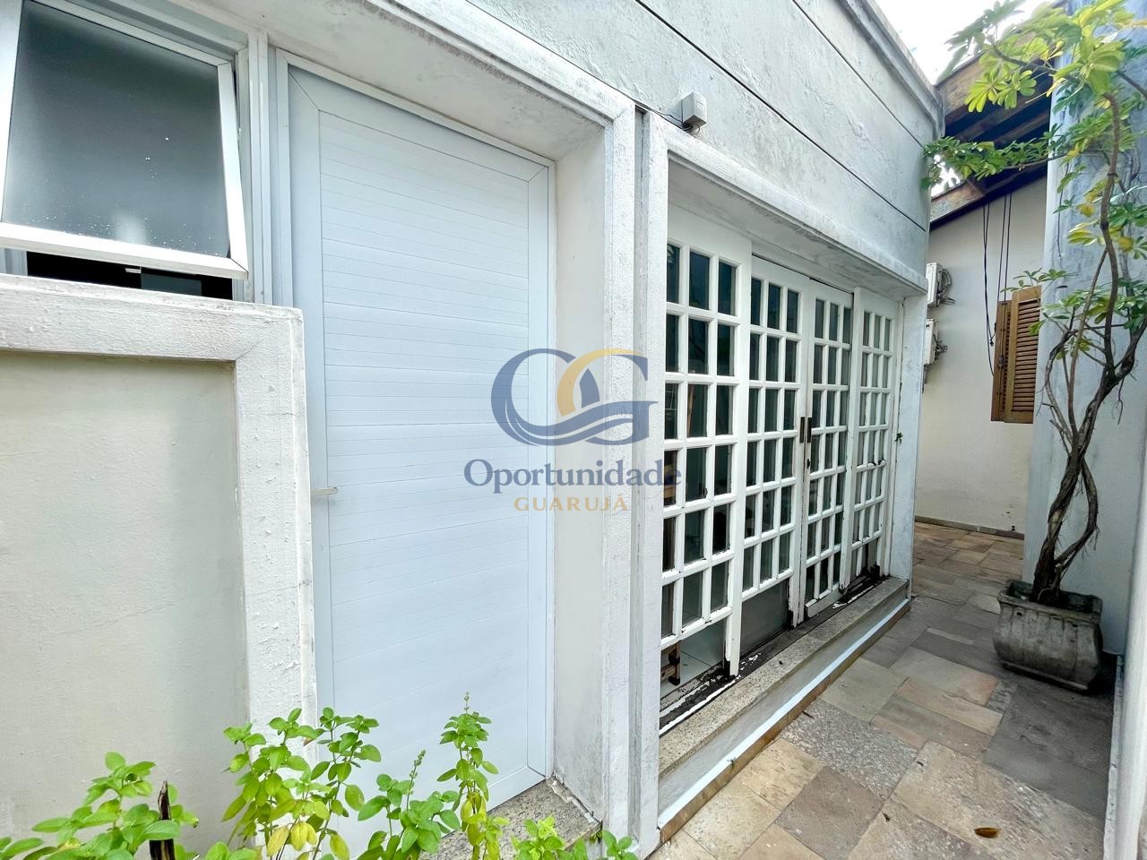 Casa em alvenaria GUARUJÁ - SP