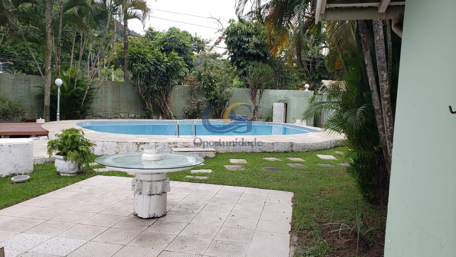 Casa em alvenaria GUARUJÁ - SP