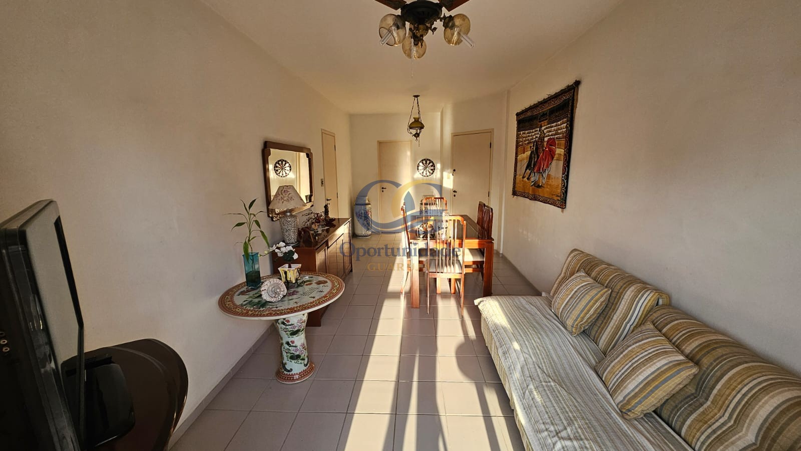 Apartamento na Praia das Astúrias, Guarujá - SP