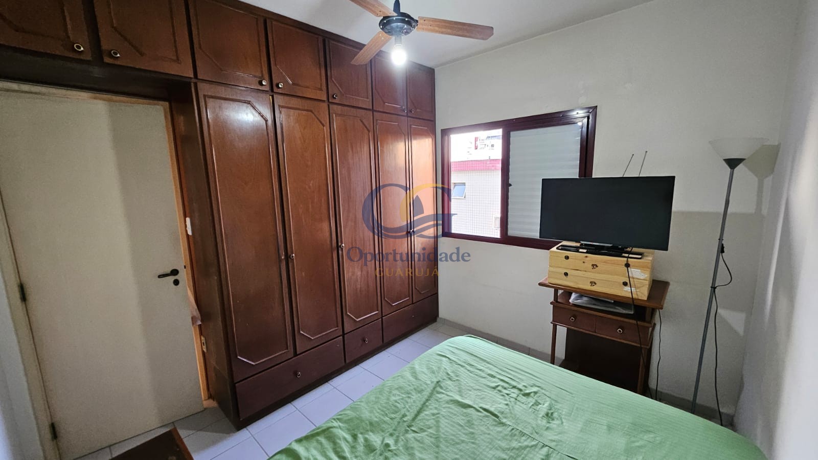 Apartamento na Praia das Astúrias, Guarujá - SP