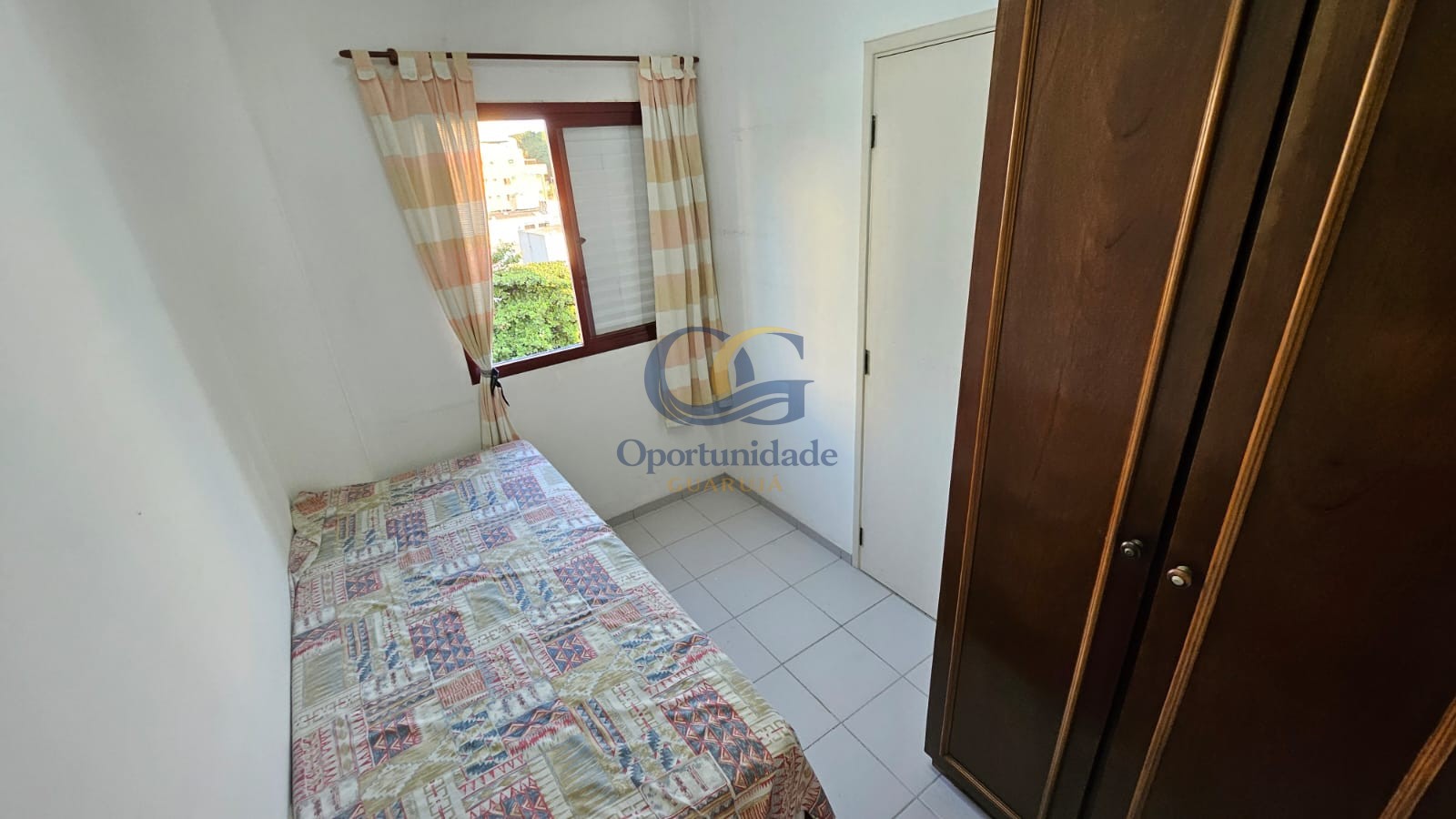 Apartamento na Praia das Astúrias, Guarujá - SP