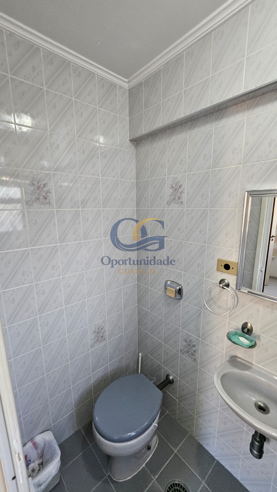 Apartamento na Praia das Astúrias, Guarujá - SP