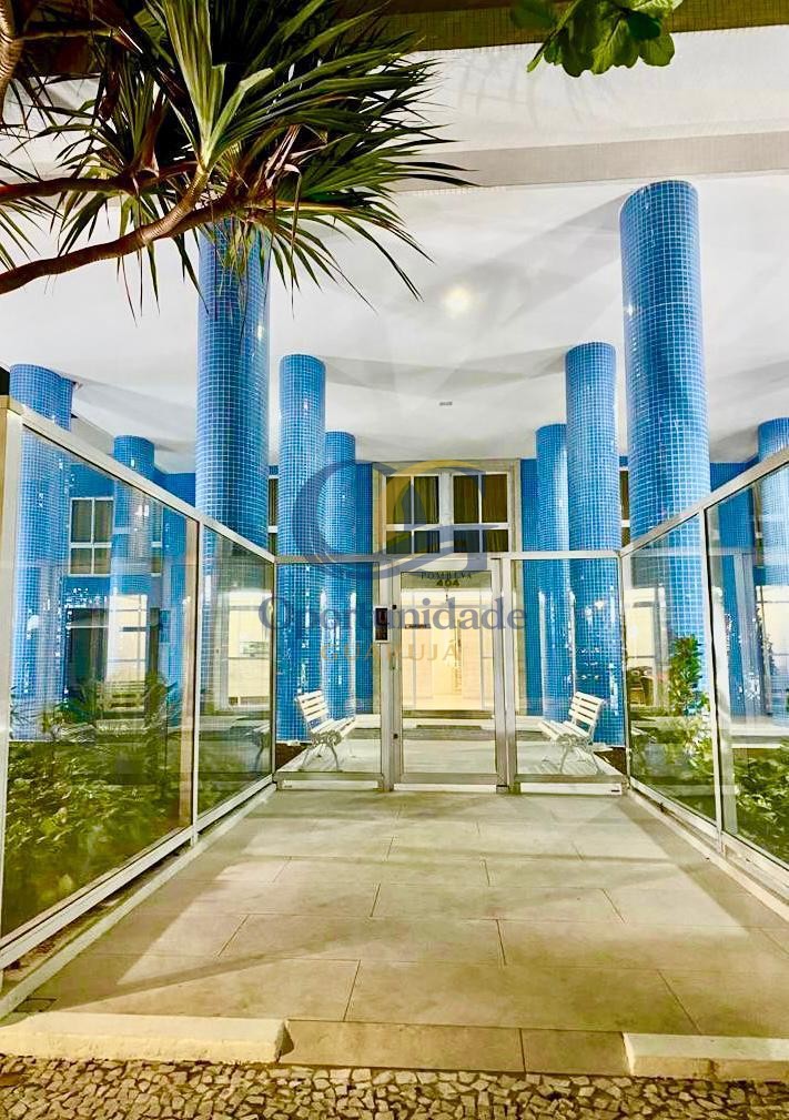 Apartamento Frente ao Mar nas Pitangueiras, Guarujá - SP