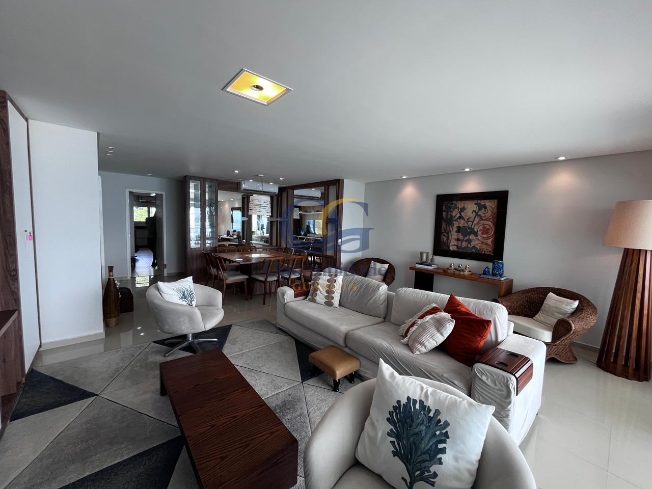 Apartamento Frente ao Mar, Praia da Enseada - GUARUJÁ - SP