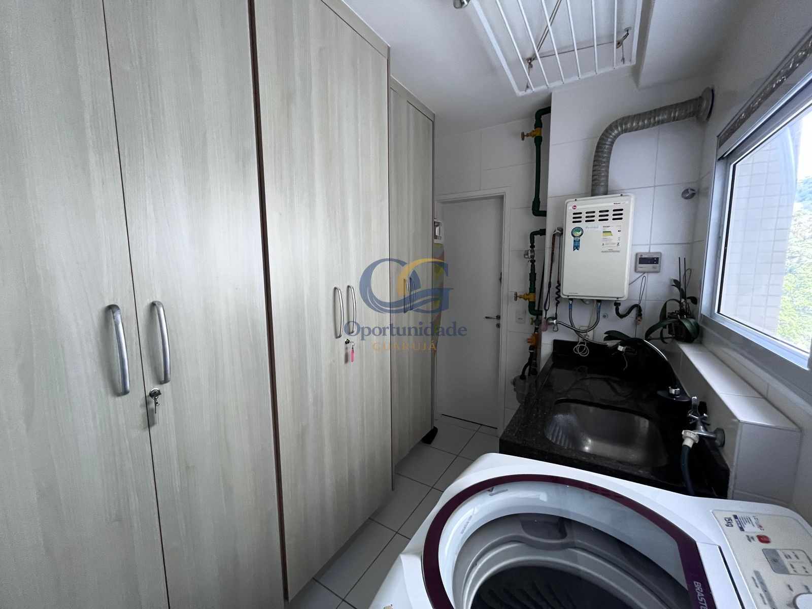 Apartamento Frente ao Mar, Praia da Enseada - GUARUJÁ - SP