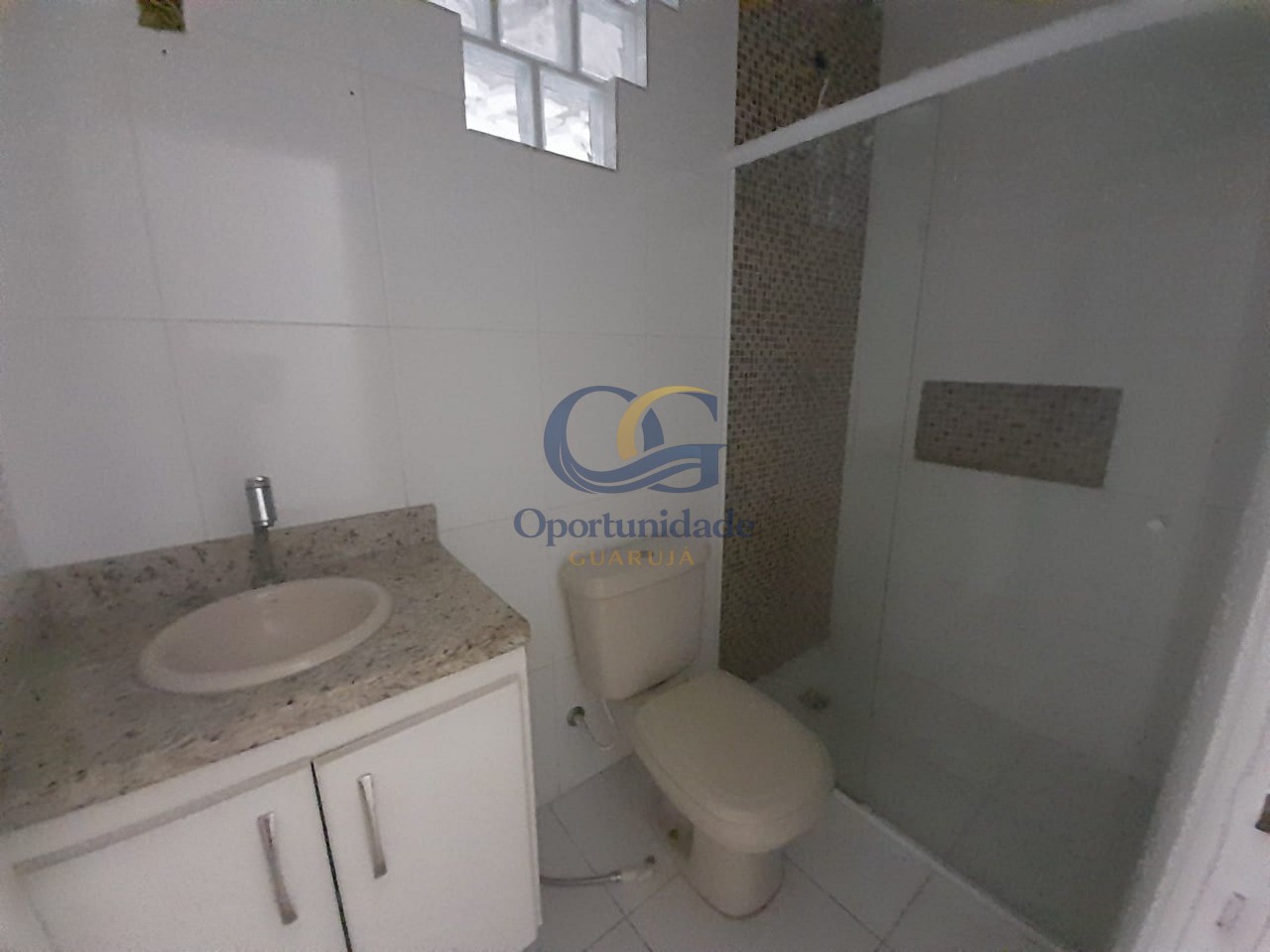 Apartamento na Praia da Enseada, Guarujá - SP