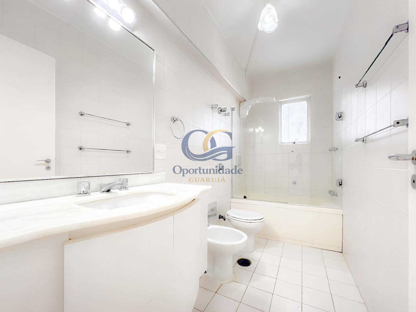 Apartamento GUARUJÁ - SP