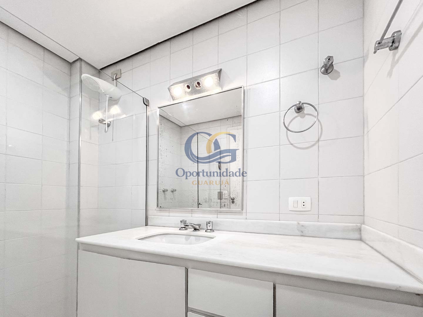 Apartamento GUARUJÁ - SP
