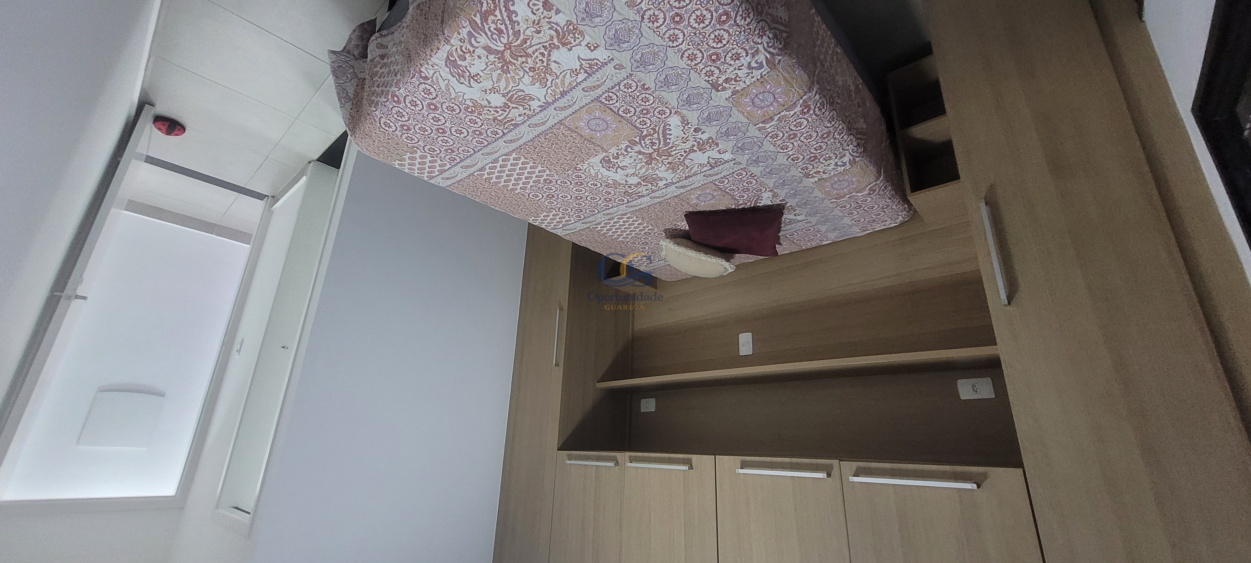 Apartamento à Venda na Praia da Enseada!