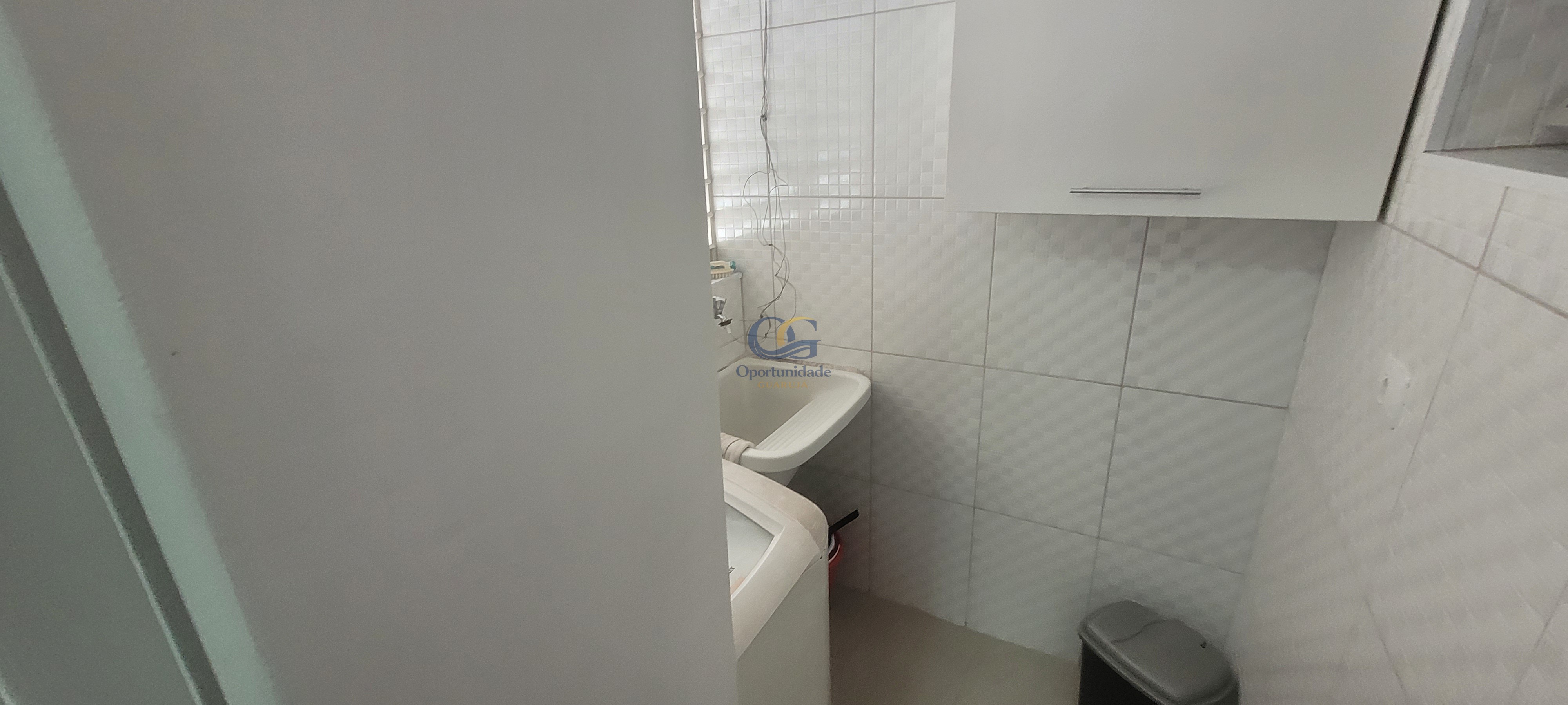 Apartamento à Venda na Praia da Enseada!