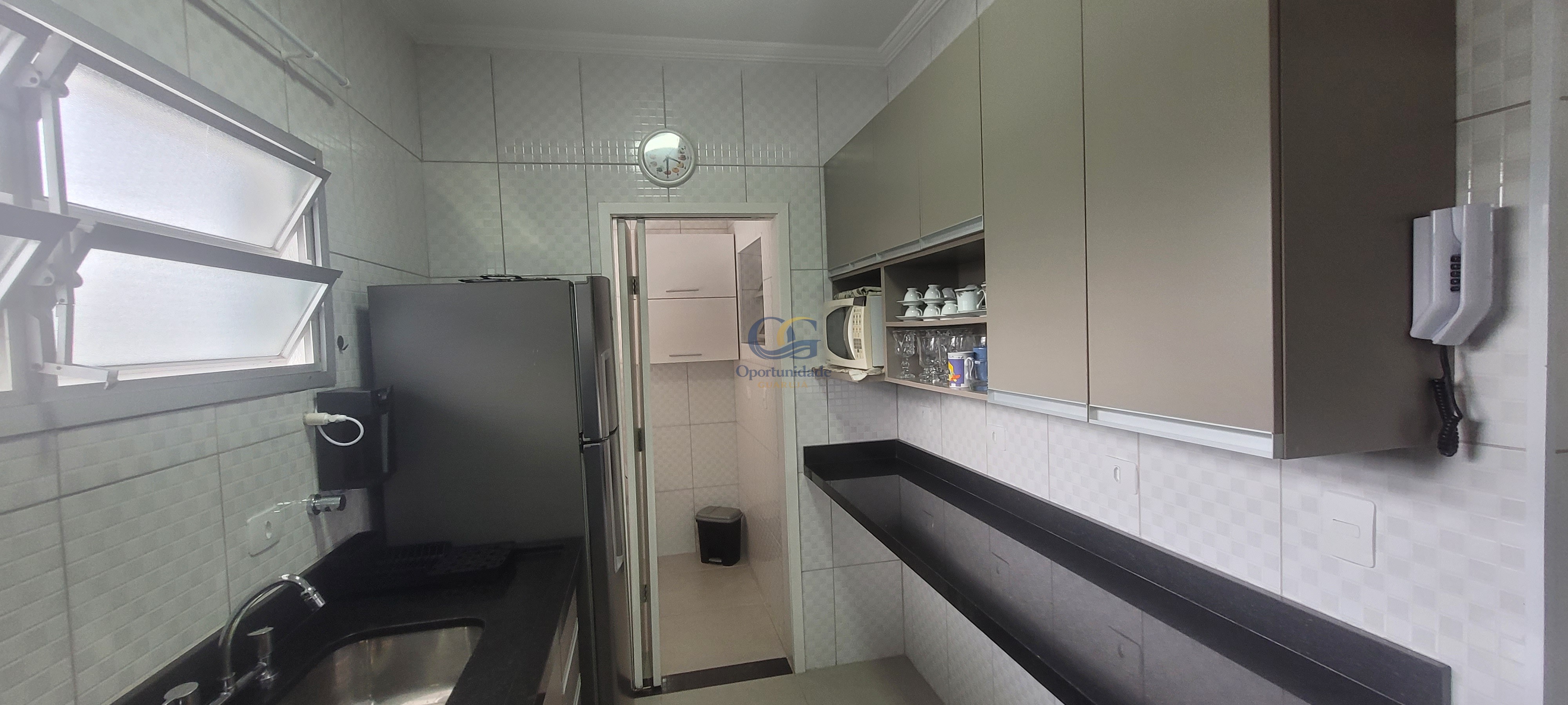 Apartamento à Venda na Praia da Enseada!