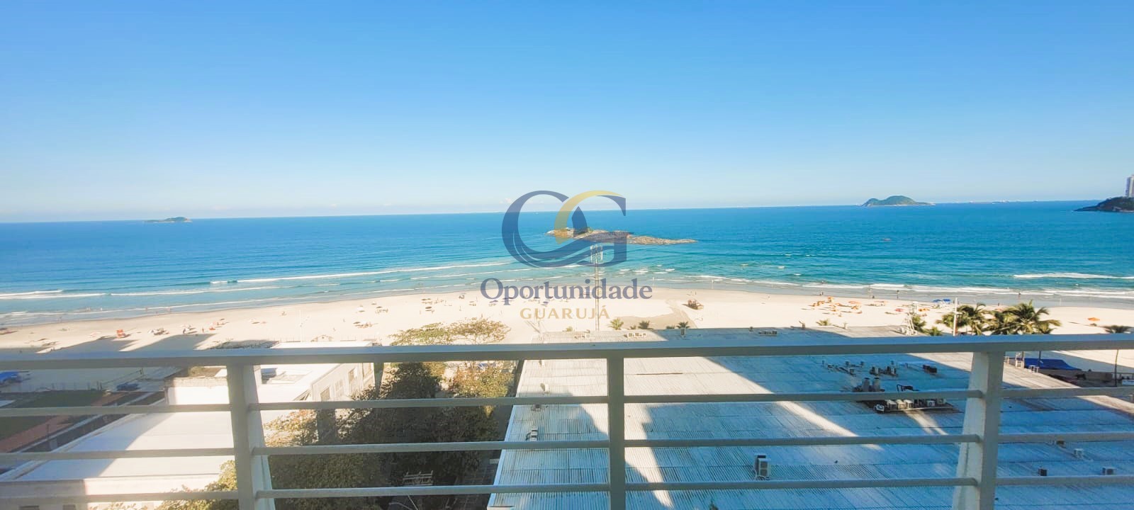 Apartamento Frente ao Mar nas Pitangueiras, Guarujá - SP
