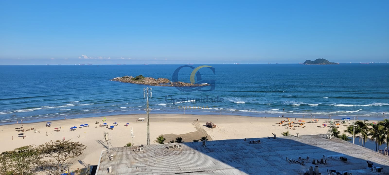 Apartamento Frente ao Mar nas Pitangueiras, Guarujá - SP