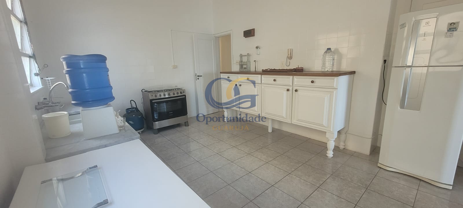 Apartamento Frente ao Mar nas Pitangueiras, Guarujá - SP