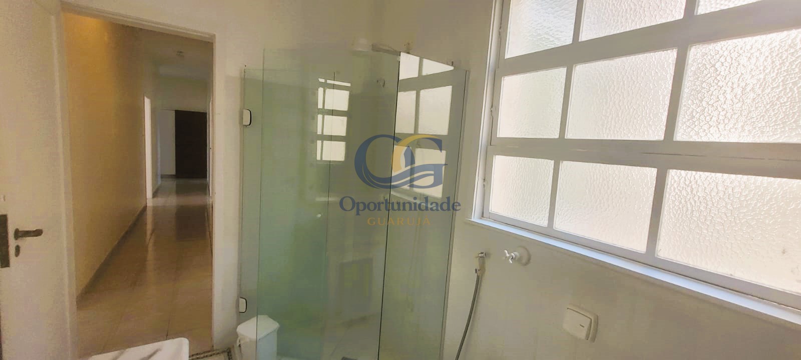 Apartamento Frente ao Mar nas Pitangueiras, Guarujá - SP