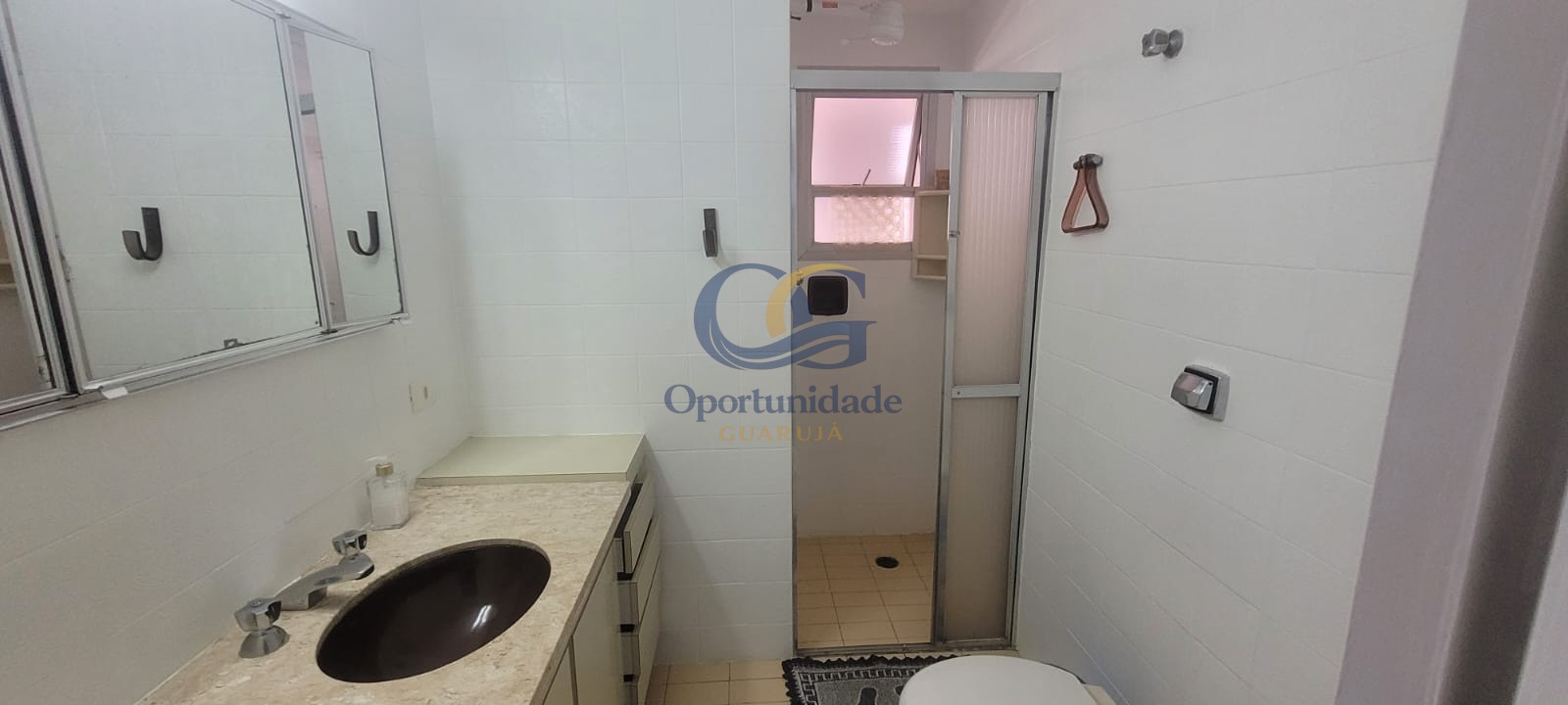 Apartamento Frente ao Mar nas Pitangueiras, Guarujá - SP