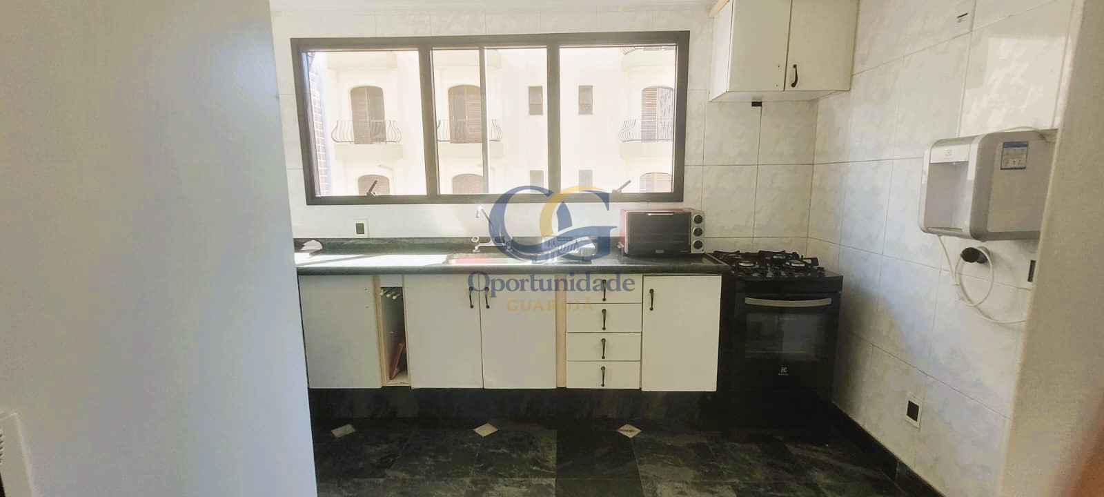 Apartamento Duplex na Praia das Pitangueiras!