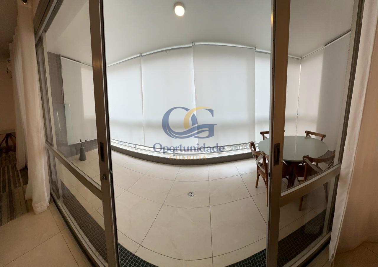 Apartamento na Praia das Pitangueiras, Guarujá - SP