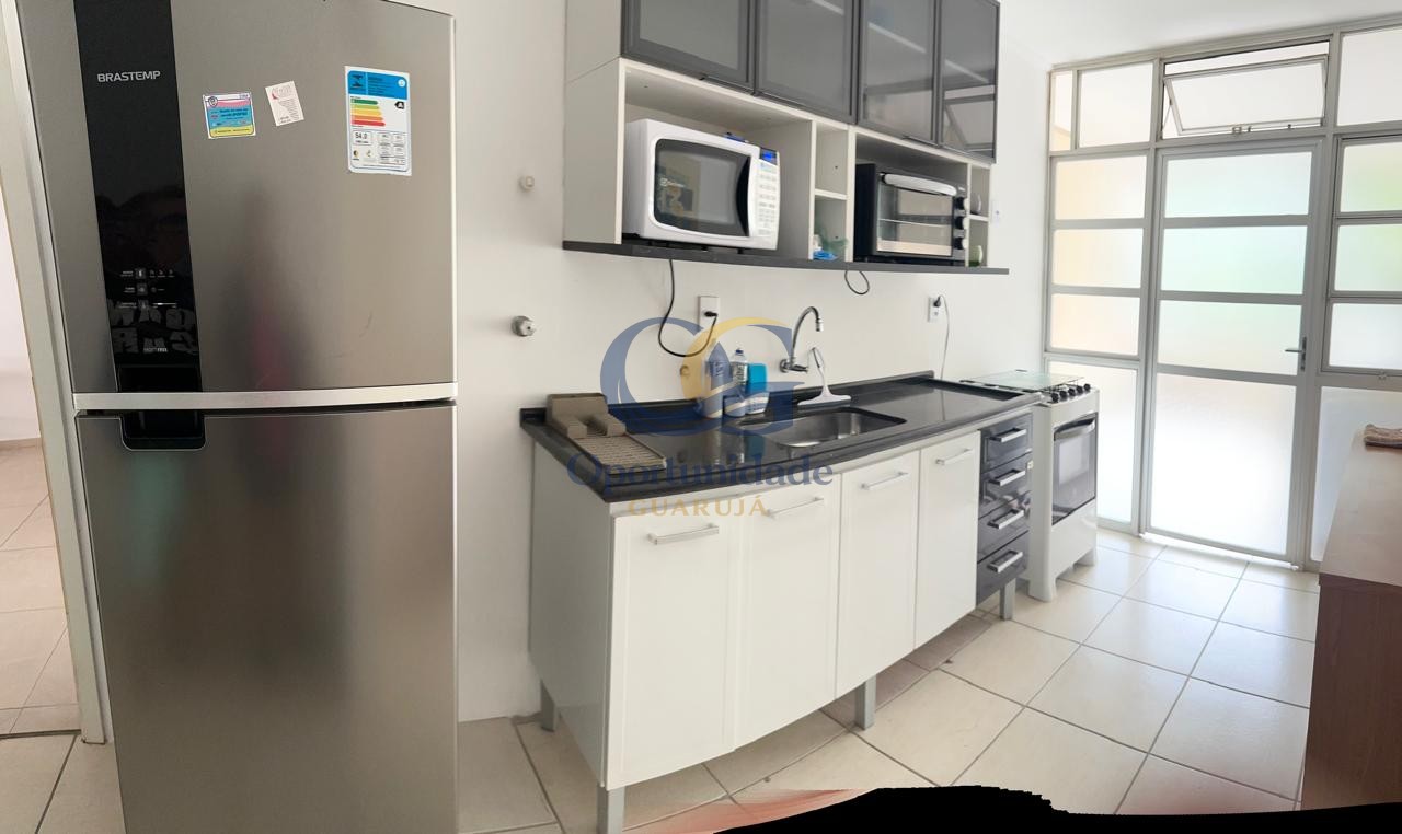 Apartamento na Praia das Pitangueiras, Guarujá - SP