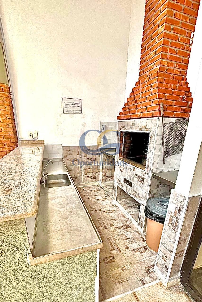 Apartamento na Praia da Enseada, Guarujá - SP