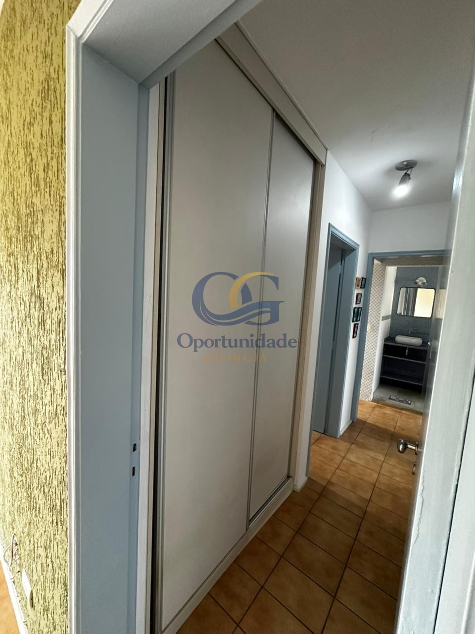 Apartamento na Praia da Enseada, Guarujá - SP